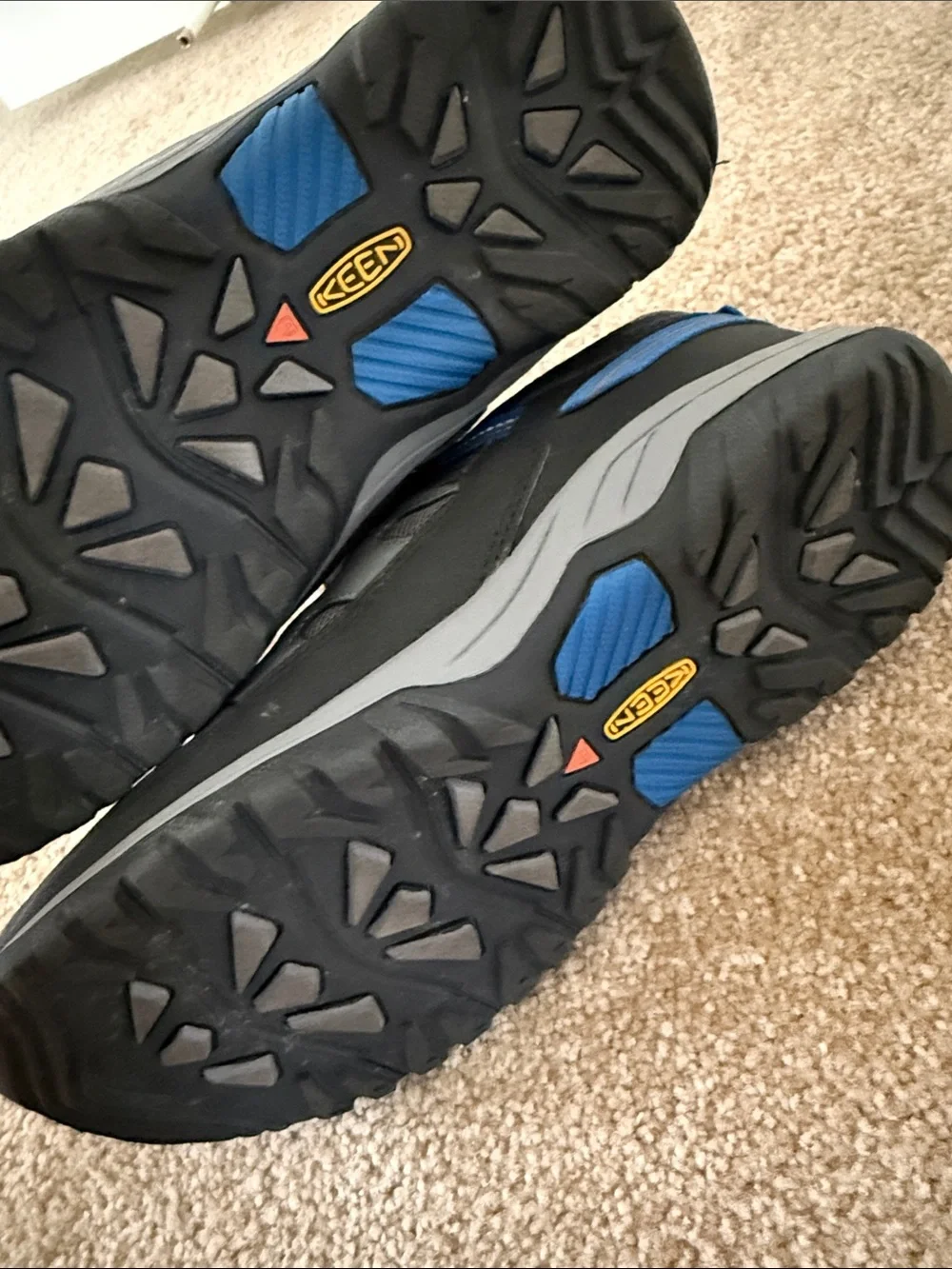 KEEN sneakers hikers shoes Men’s 6 or EU 38 - Picture 3 of 5